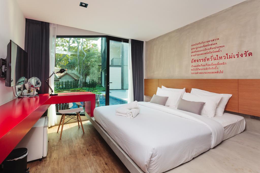 Chambre King avec Accès Piscine